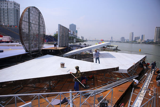 Khán đài 21.000 chỗ ngồi xem pháo hoa ở Đà Nẵng