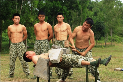 Những pha đối kháng của bộ đội đặc công
