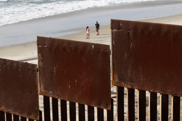 Biên giới Mỹ - Mexico trước khi ông Trump dựng tường ngăn cách