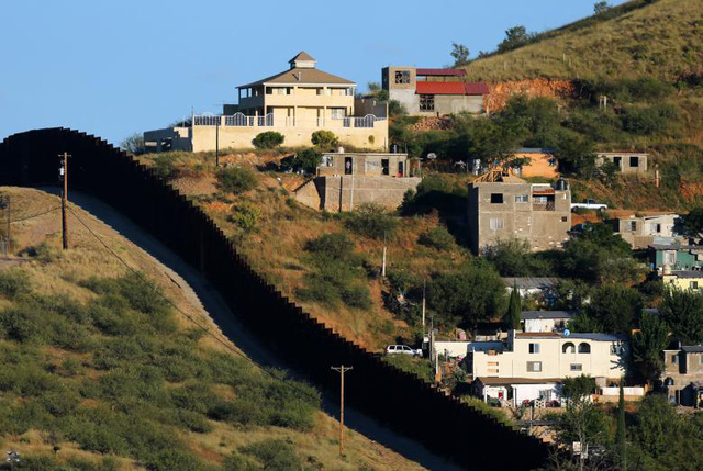 Biên giới Mỹ - Mexico trước khi ông Trump dựng tường ngăn cách