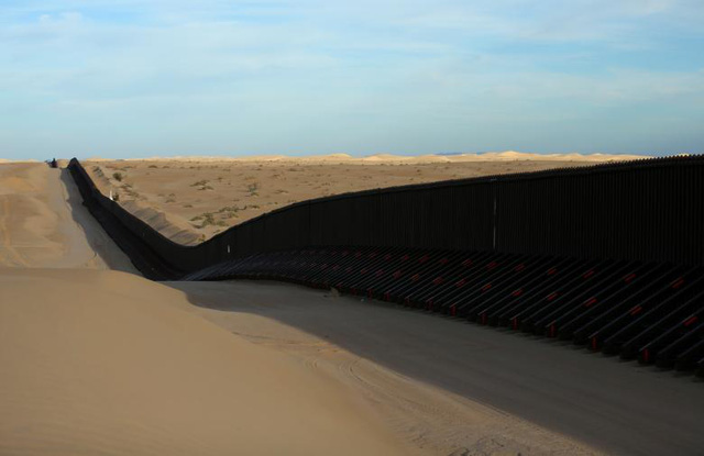 Biên giới Mỹ - Mexico trước khi ông Trump dựng tường ngăn cách