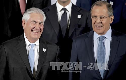 photo-1-1492144472878