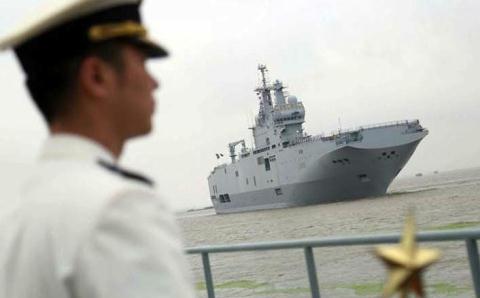 tau-mistral-phap-se-luyen-tap-cung-viet-nam_16630456-1
