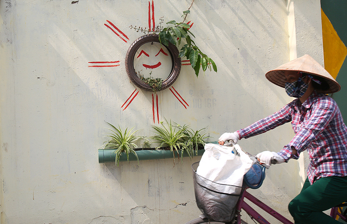 Xóa bãi rác tự phát bằng điểm hoa sắc màu