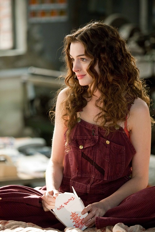 Nhan sắc Anne Hathaway trên màn ảnh qua 16 năm