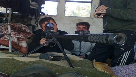 Bí ẩn khẩu súng bắn tỉa Nga trong tay phiến quân Bí ẩn khẩu súng bắn tỉa Nga trong tay phiến quân