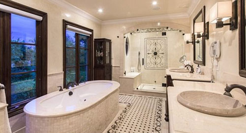 Bên trong biệt thự 5,5 triệu USD Kim từng được cầu hôn