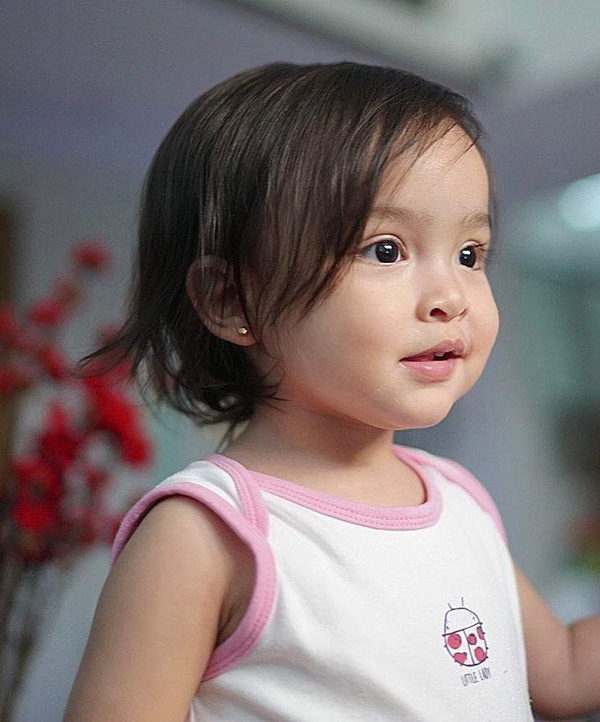 Vẻ xinh xắn của con gái 'Mỹ nhân đẹp nhất Philippines'