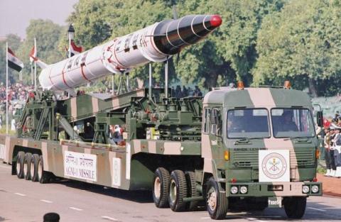 Tên lửa Agni II khiến Trung Quốc ớn lạnh Tên lửa Agni II khiến Trung Quốc ớn lạnh