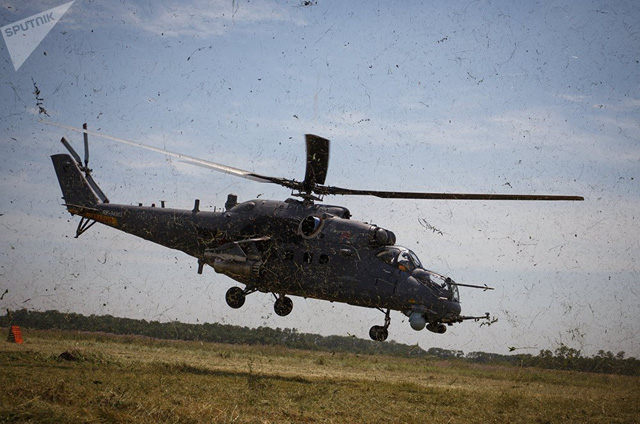 Trực thăng chiến đấu Mi-35M của Nga phô diễn sức mạnh
