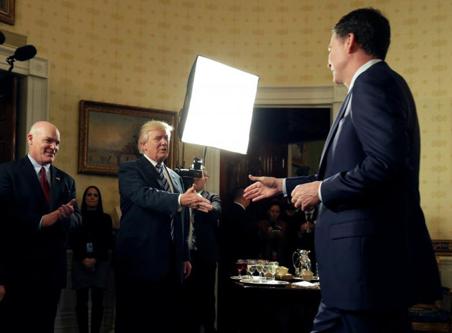 6 tháng đầu tiên đầy "sóng gió" của Tổng thống Trump tại Nhà Trắng