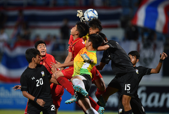 U15 Việt Nam mở hội trên sân nhà Thái Lan