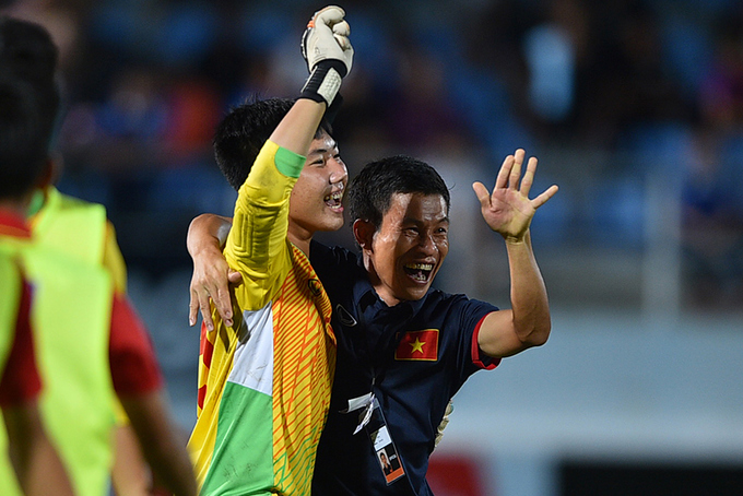 U15 Việt Nam mở hội trên sân nhà Thái Lan