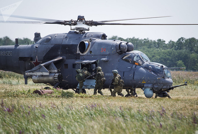 Trực thăng chiến đấu Mi-35M của Nga phô diễn sức mạnh