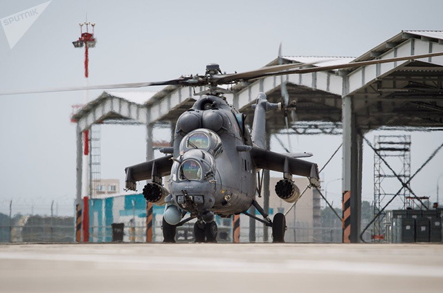 Trực thăng chiến đấu Mi-35M của Nga phô diễn sức mạnh