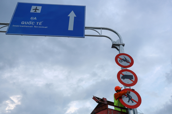 Cửa ngõ sân bay Tân Sơn Nhất thông thoáng ngày cầu vượt khánh thành