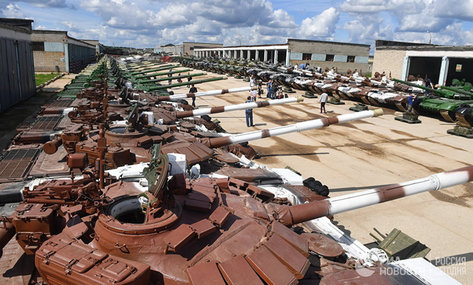 90 xe tăng Nga chuẩn bị tranh tài trong giải đua quốc tế