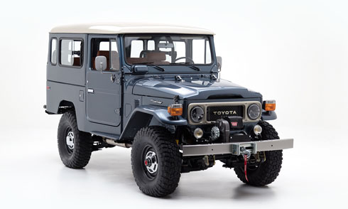 FJ40 Land Cruiser - xế phượt cổ điển Toyota thời hiện đại