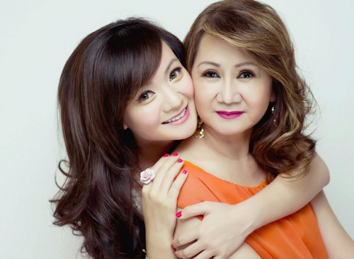 'Bé' Xuân Mai - từ tài năng âm nhạc đến bà mẹ hai con ở tuổi 22