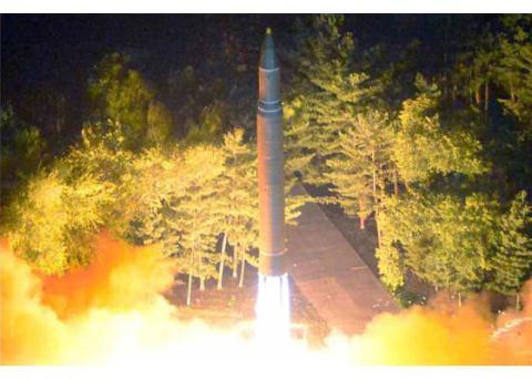 B-1B con bài răn đe lỗi thời của Mỹ với Triều Tiên?