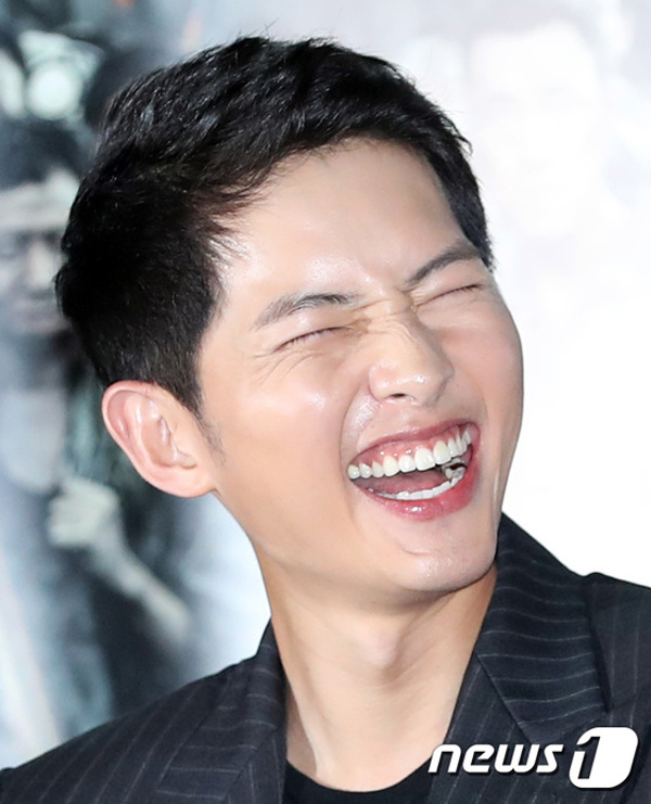Song Joong Ki: 'Tôi tự hào về Song Hye Kyo'