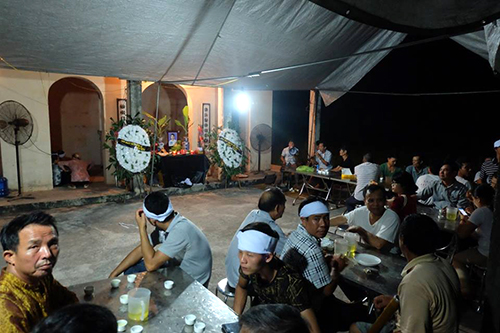 Xã ven đô tiễn đưa bốn trai làng chết cháy