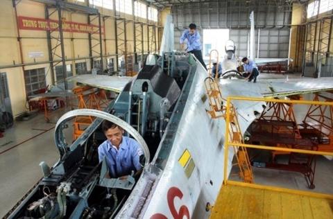 Nhà máy A32 tự sửa chữa hệ thống nhiên liệu Su-30MK2 Nhà máy A32 tự sửa chữa hệ thống nhiên liệu Su-30MK2