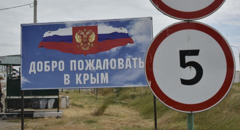 Ukraine lập rào phong tỏa Crimea, miền Đông muốn lập nước mới