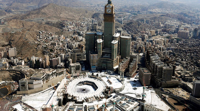 Saudi Arabia đánh chặn tên lửa bắn thánh địa Mecca