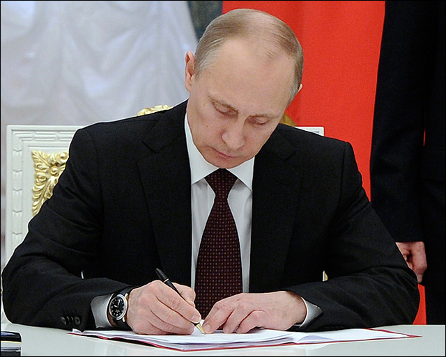 Ông Putin “duyệt” cho quân đội Nga hoạt động tại Syria trong nửa thế kỷ