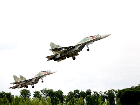 Su-30 Việt Nam tấn công chính xác tuyệt đối Su-30 Việt Nam tấn công chính xác tuyệt đối