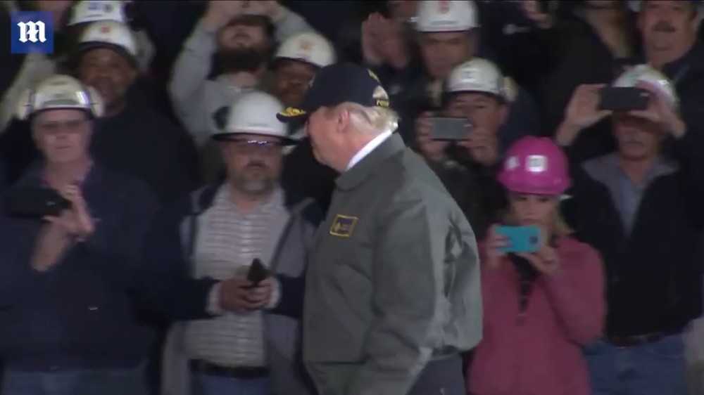 Tổng thống Trump: Tàu sân bay 12,9 tỷ USD sẽ khiến kẻ thù run sợ