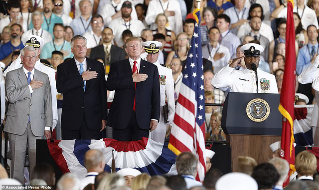 Tổng thống Trump: Tàu sân bay 12,9 tỷ USD sẽ khiến kẻ thù run sợ