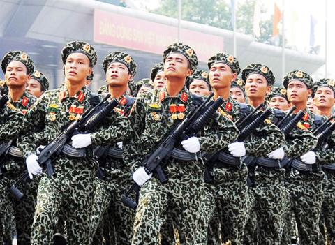 Việt Nam tăng sức mạnh cho Galil ACE bằng đạn nội địa