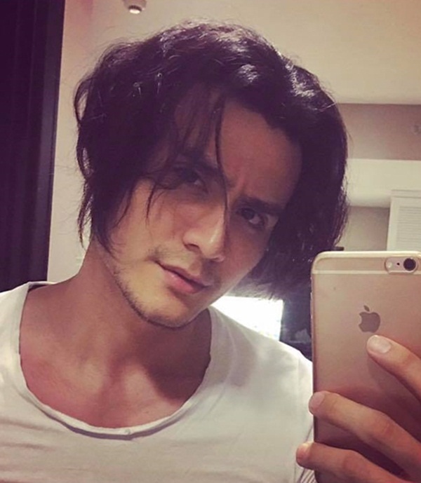 Sơn Tùng M-TP và loạt sao nam đuổi theo mốt tóc thập niên 1980