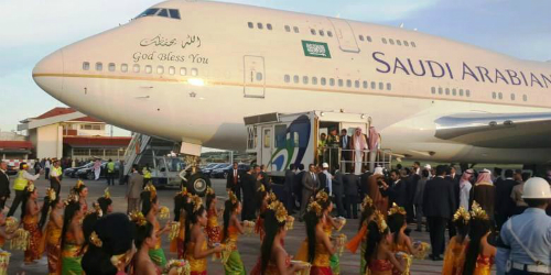 Kỳ nghỉ 100 triệu USD của vua Arab Saudi