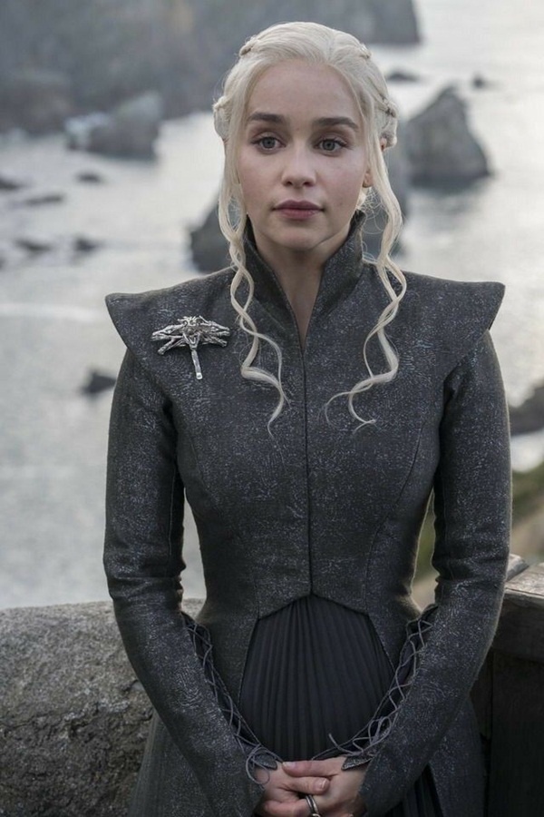 Phong cách thời trang của Mẹ Rồng trong 'Game of Thrones' mùa bảy