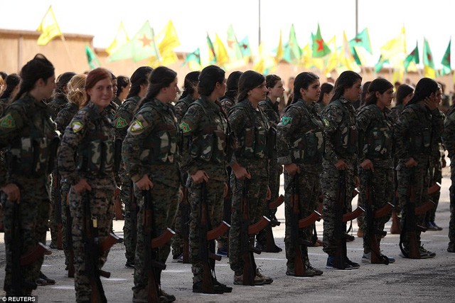 Những "bóng hồng" chống IS ở Syria