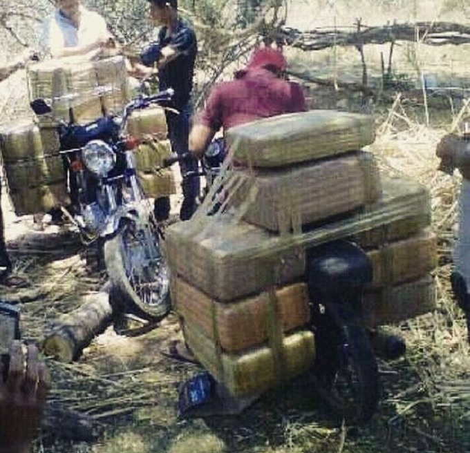 Con đỡ đầu của trùm ma túy Mexico khoe lối sống xa xỉ