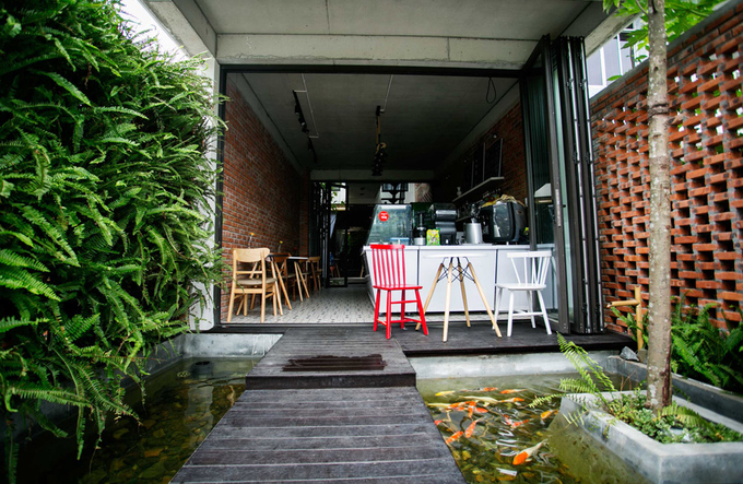 Ngôi nhà Đà Nẵng đẹp lạ dù bị 'cắt' làm 3 khúc