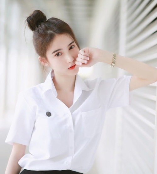 Tân Hoa hậu Chuyển giới Thái được khen xinh như Angelababy