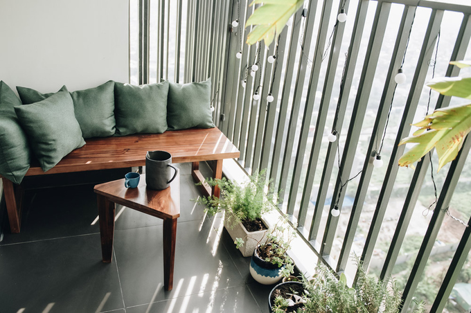 Căn hộ Sài Gòn tông màu khác lạ được chủ nhà chọn từng viên gạch