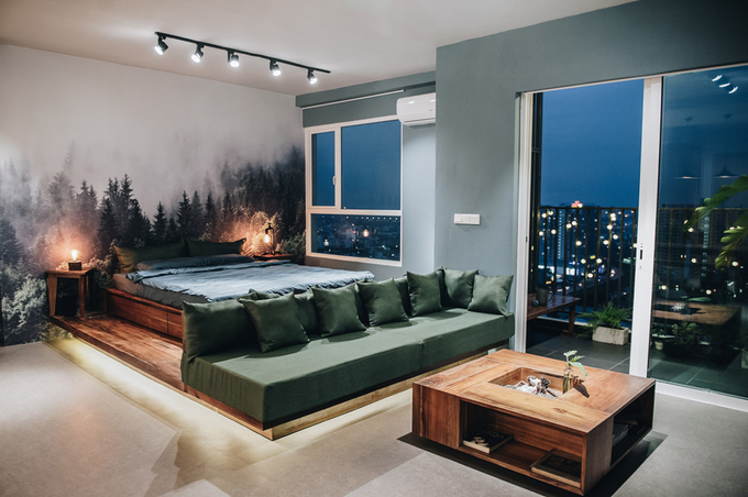 Căn hộ Sài Gòn tông màu khác lạ được chủ nhà chọn từng viên gạch