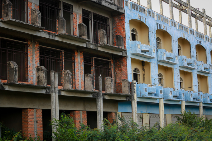 Hoang tàn ở 'Thành phố Mặt trời'