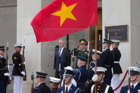 Mỹ thống nhất điều tàu sân bay tới thăm Việt Nam
