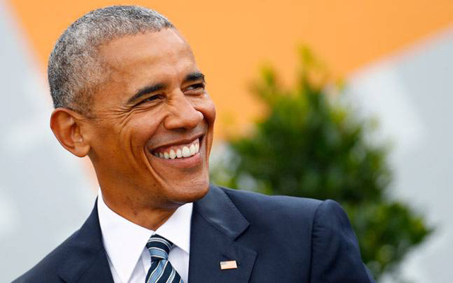Cựu Tổng thống Obama nhận quà sinh nhật bất ngờ