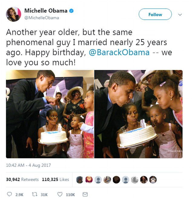 Cựu Tổng thống Obama nhận quà sinh nhật bất ngờ