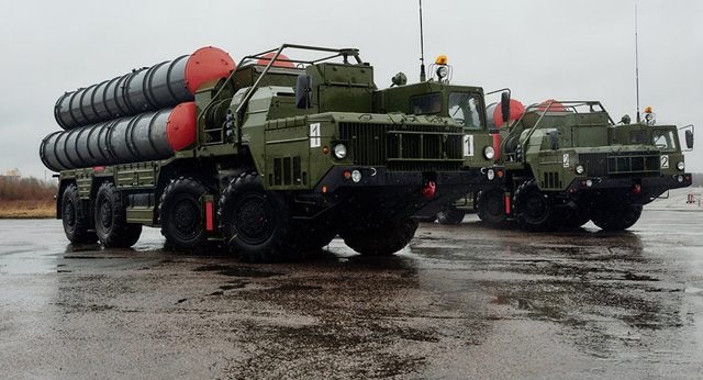Nga "khoe" hệ thống phòng không S-400 đắt hàng