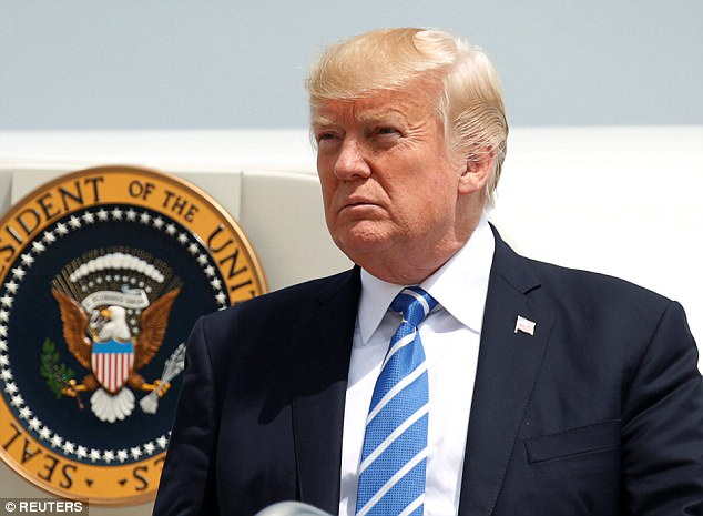 Bất bình với Tổng thống Trump, một hội đồng cố vấn từ chức tập thể
