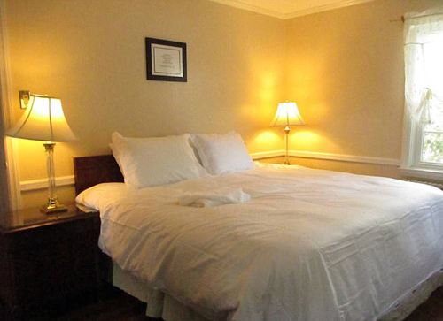 Nhà tổng thống Trump sống hồi nhỏ mở cửa cho khách thuê